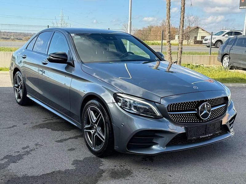 Gebraucht Mercedes C200 AMG line 150 PS (110 kW) 2018 Grau Limousine