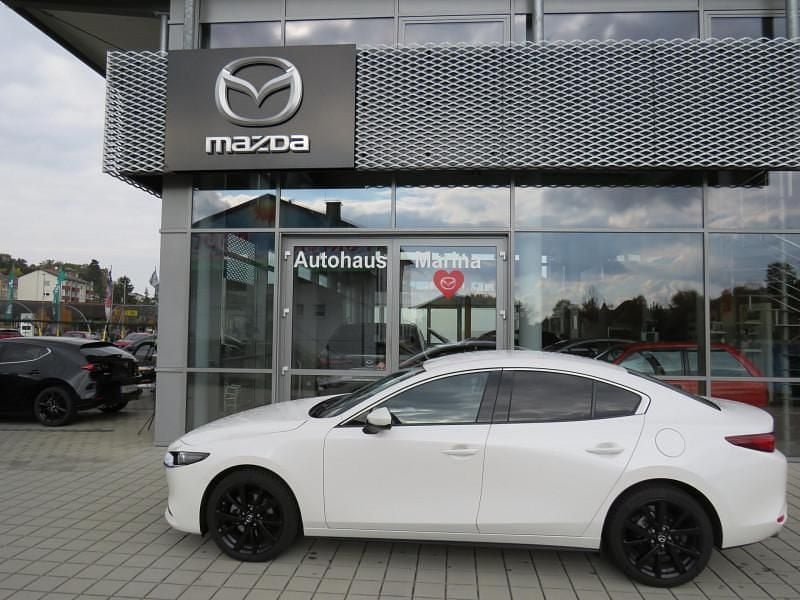 Gebraucht 2024 Mazda 3 Exclusive-Line Limousine | € 26.500 (Fairer Preis) - Bild 1/4