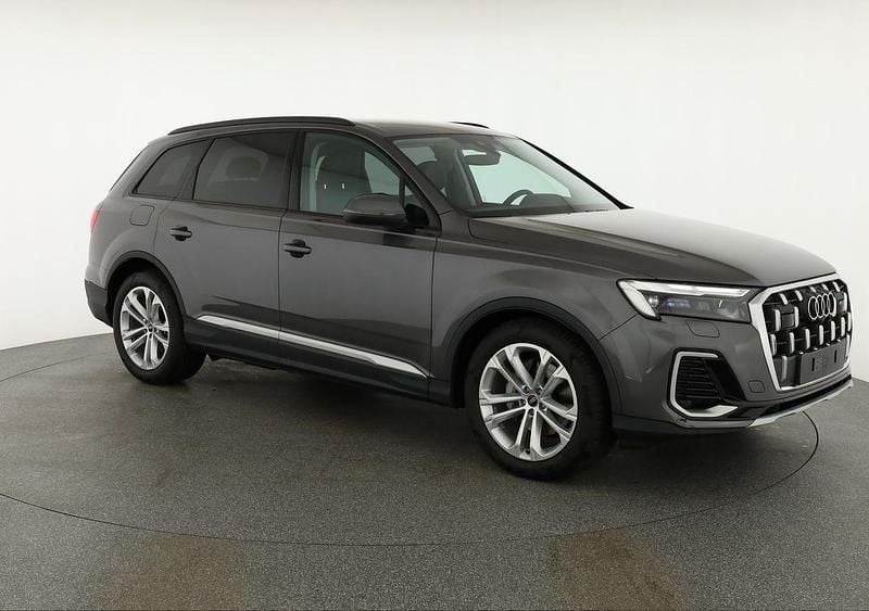 Neu Audi Q7 Comfort 286 PS (210 kW) 2025 Grau SUV