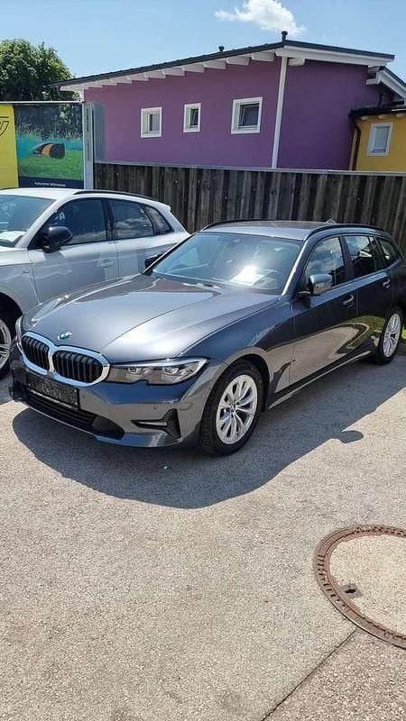 Gebraucht BMW 320 190 PS (139 kW) 2020 Grau Kombi