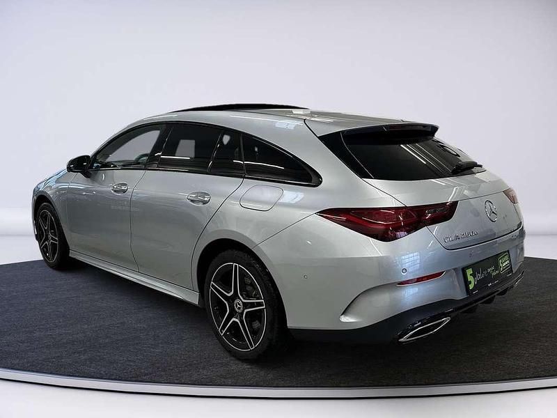 Gebraucht Mercedes CLA250e Shooting Brake AMG line 163 PS (119 kW) 2025 Silber Kombi
