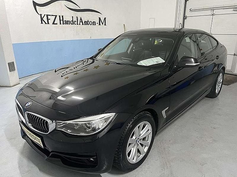 Schwarz Gebraucht 2016 BMW 330 Gran Turismo Advantage Limousine | € 18.990 - Bild 1/4