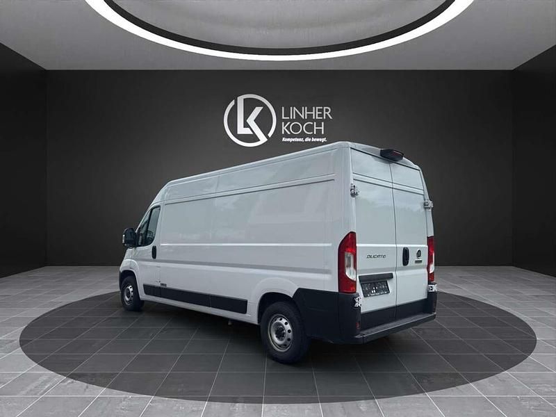 Gebraucht Fiat Ducato Business 140 PS (102 kW) 2023 Weiß Van