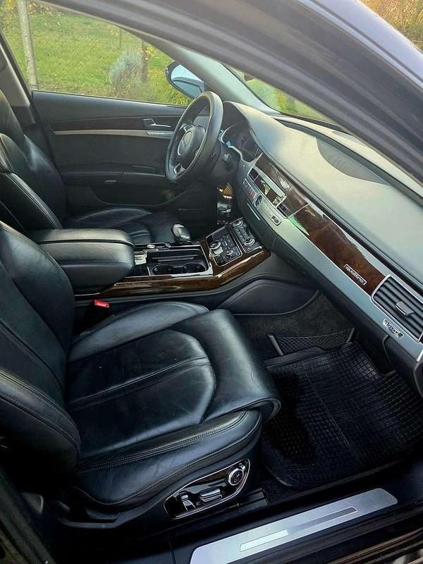 Grau Gebraucht 2014 Audi A8 Limousine | € 21.900 (Guter Preis) - Bild 1/4