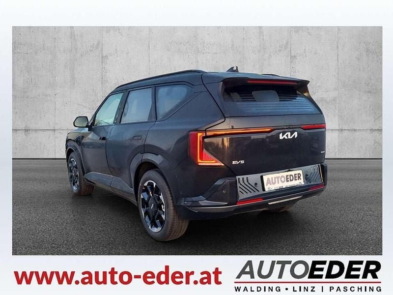 Neu Kia EV5 Air 160 kW (218 PS) 2025 Schwarz SUV