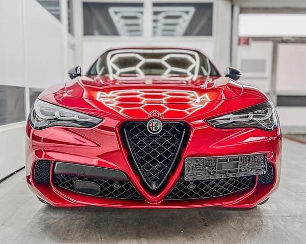 Neu Alfa Romeo Stelvio 519 PS (381 kW) 2025 Rot sonderlackierung SUV