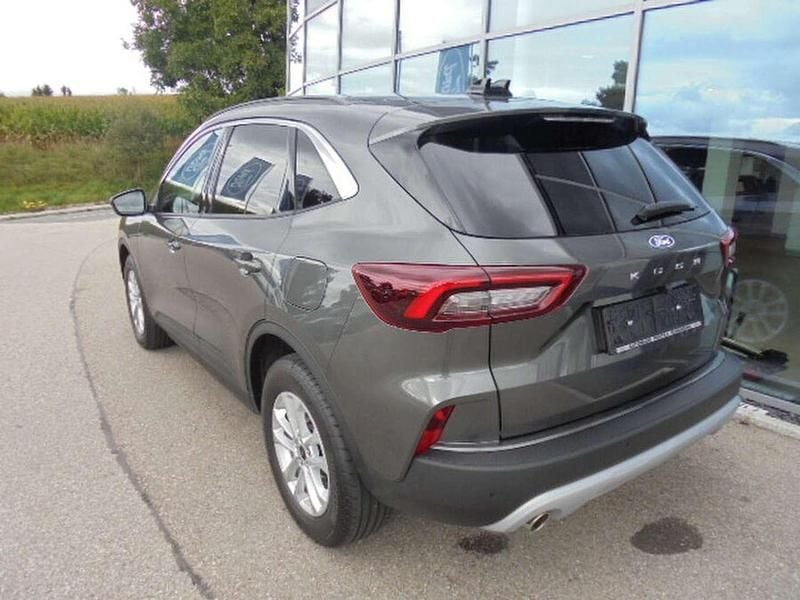 Gebraucht Ford Kuga Titanium 151 PS (111 kW) 2025 Grau SUV