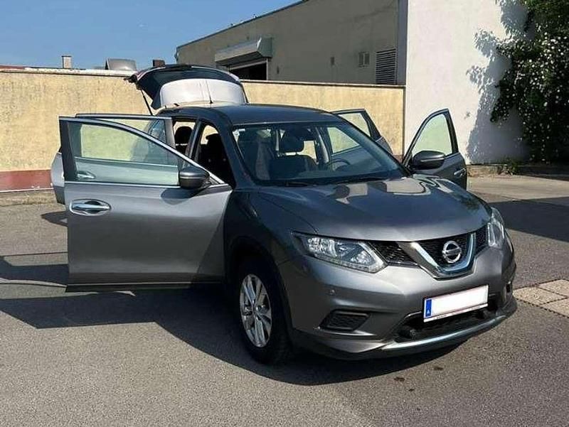 Gebraucht Nissan X-Trail 360º 163 PS (119 kW) 2017 Silber SUV