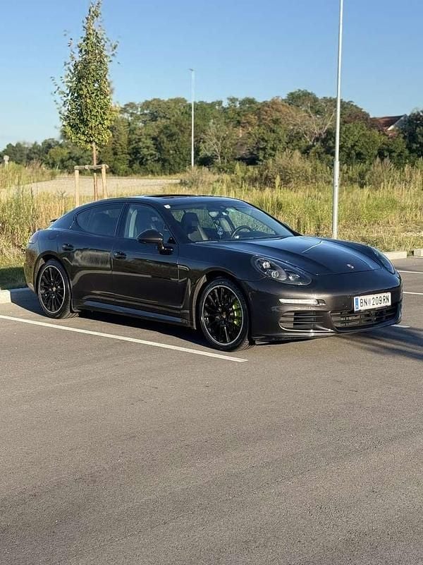 Gebraucht 2014 Porsche Panamera Coupé | € 32.900 - Bild 1/4