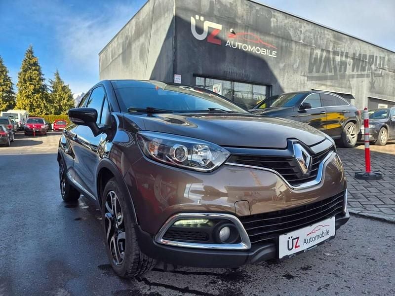 Gebraucht Renault Captur Luxe 90 PS (66 kW) 2014 Braun SUV