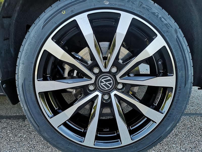 Neu VW Caddy Maxi Edition 122 PS (89 kW) 2025 Schwarz Van / Kleinbus