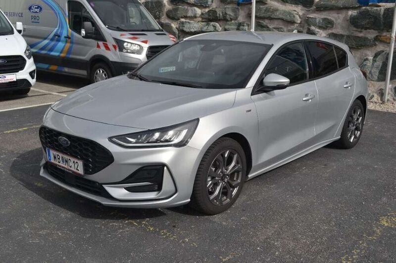 Gebraucht Ford Focus ST-Line 125 PS (91 kW) 2023 Limousine