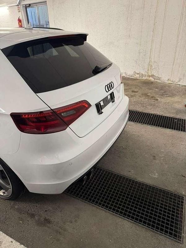 Gebraucht Audi A3 Ambition 150 PS (110 kW) 2015 Weiß Limousine