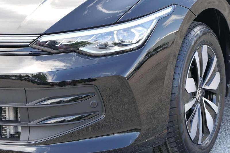 Gebraucht VW Golf VIII Business 150 PS (110 kW) 2025 Schwarz  metallic Kombi
