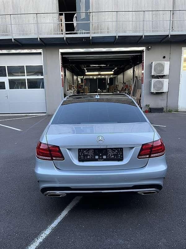 Gebraucht Mercedes E350 AMG line 252 PS (185 kW) 2013 Limousine