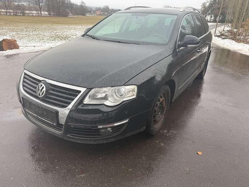 Gebraucht VW Passat 110 PS (80 kW) 2010 Schwarz Kombi