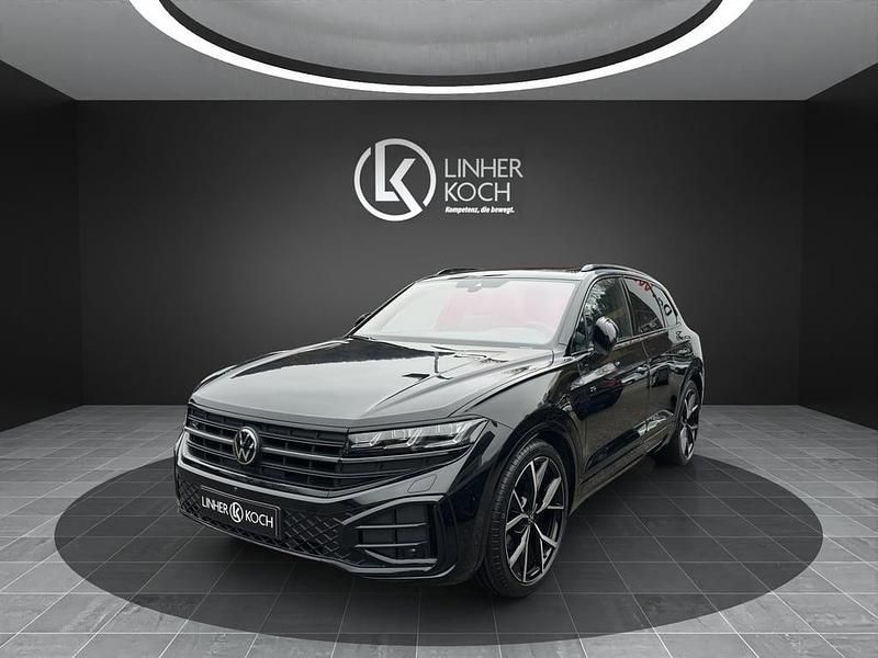 Schwarz metallic Gebraucht 2025 VW Touareg R-line SUV | € 99.990 - Bild 1/4