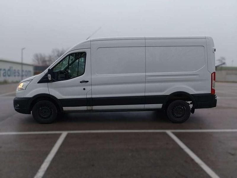 Gebraucht Ford Transit Trend 170 PS (125 kW) 2021 Weiß Van