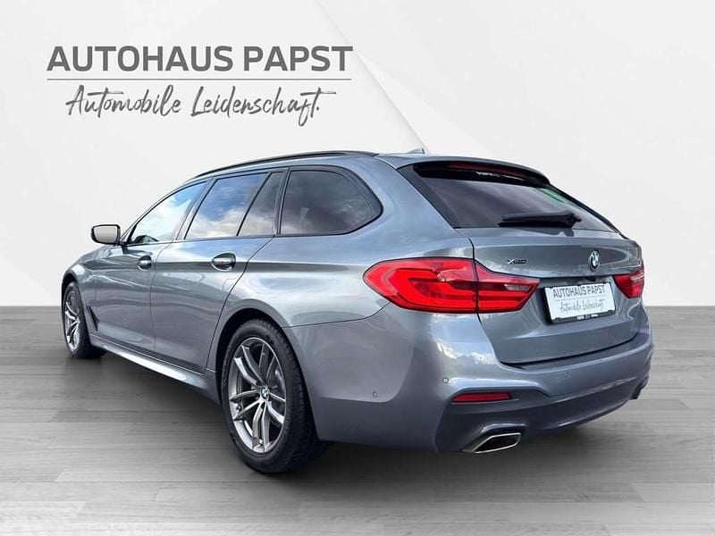 Gebraucht BMW 520 M Sport 190 PS (139 kW) 2018 Grau Kombi