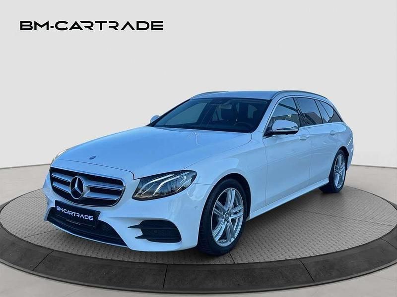Weiß Gebraucht 2017 Mercedes E220 Kombi | € 22.790 (Fairer Preis) - Bild 1/4