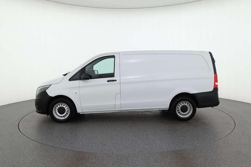 Gebraucht Mercedes Vito 163 PS (119 kW) 2021 Weiß Van