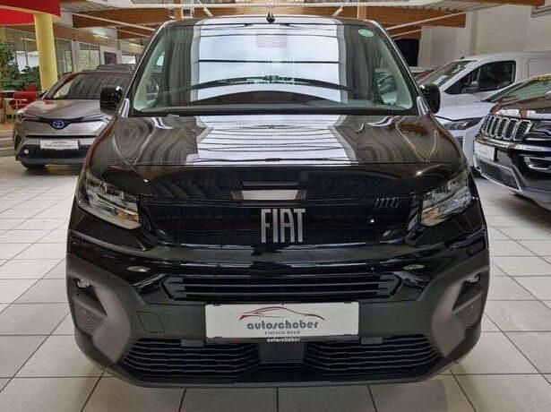 Neu Fiat e-Doblò Basis 100 kW (136 PS) 2025 Schwarz Van / Kleinbus