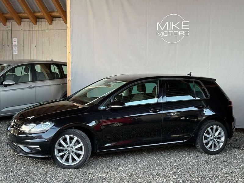 Gebraucht VW Golf VII Comfortline 116 PS (85 kW) 2019 Schwarz Limousine