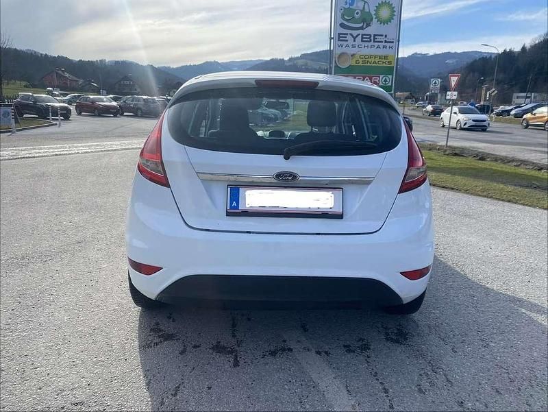 Gebraucht Ford Fiesta Titanium 90 PS (66 kW) 2009 Kleinwagen