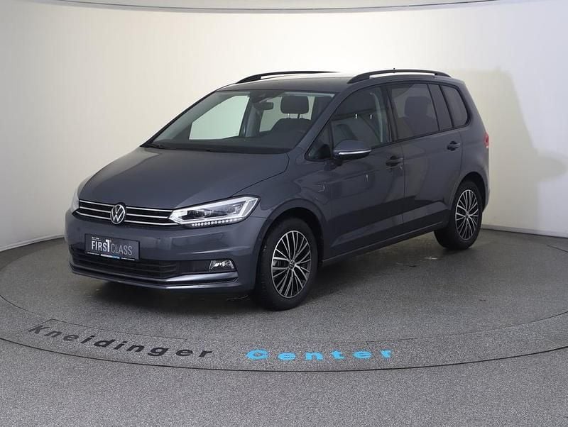 Mittelgrau metallic Neu 2026 VW Touran Van / Kleinbus | € 43.890 (Fairer Preis) - Bild 1/4