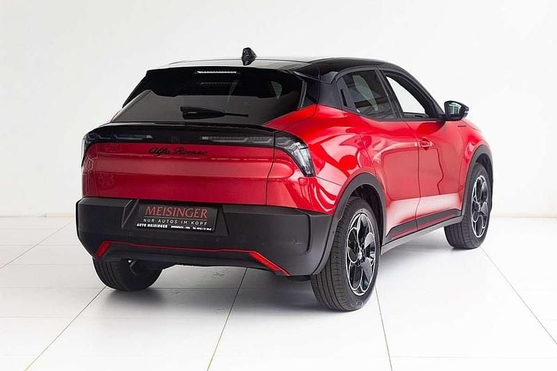 Gebraucht Alfa Romeo Junior Edizione Speciale 114 kW (156 PS) 2024 Rot SUV