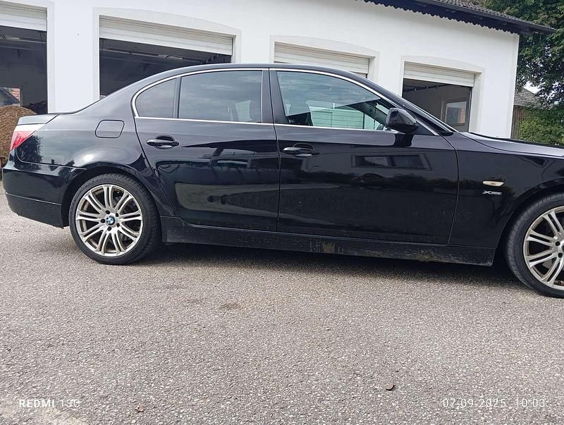 Gebraucht BMW 525 197 PS (144 kW) 2009 Limousine