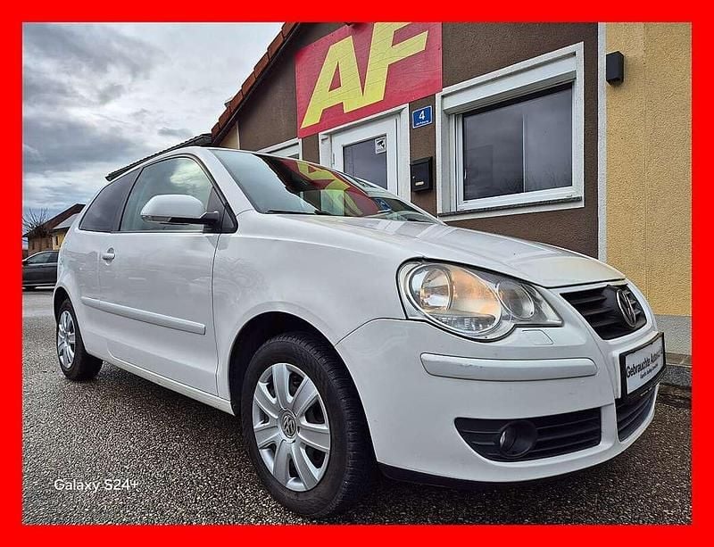 Gebraucht VW Polo 60 PS (44 kW) 2009 Weiß Kleinwagen