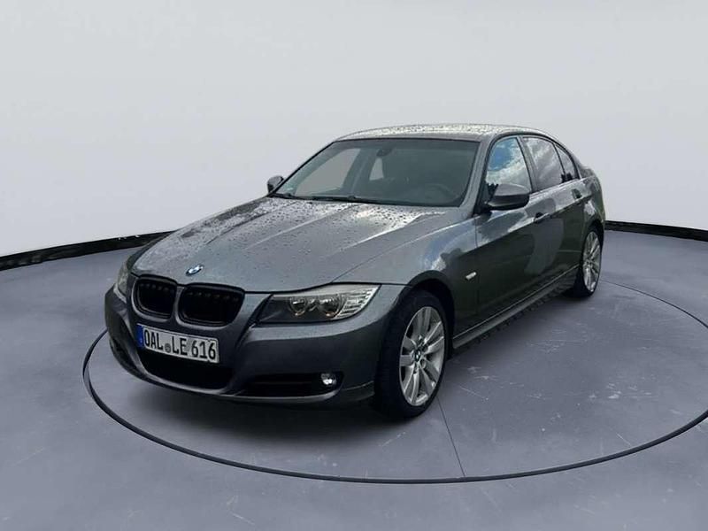 Gebraucht BMW 320 Basis 170 PS (125 kW) 2009 Limousine