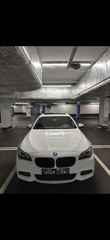 Gebraucht BMW 530 M Sport 258 PS (189 kW) 2016 Weiß Limousine