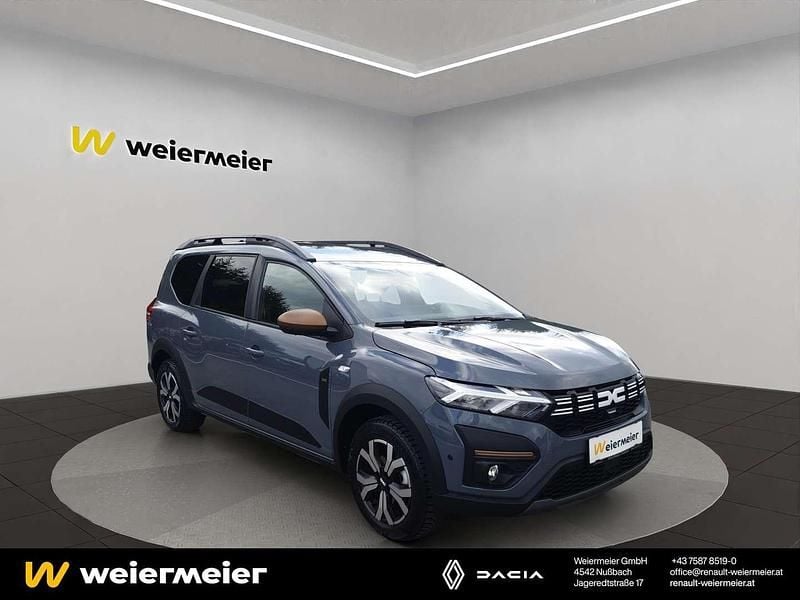 Gebraucht Dacia Jogger Extreme 94 PS (69 kW) 2024 Grau Van / Kleinbus