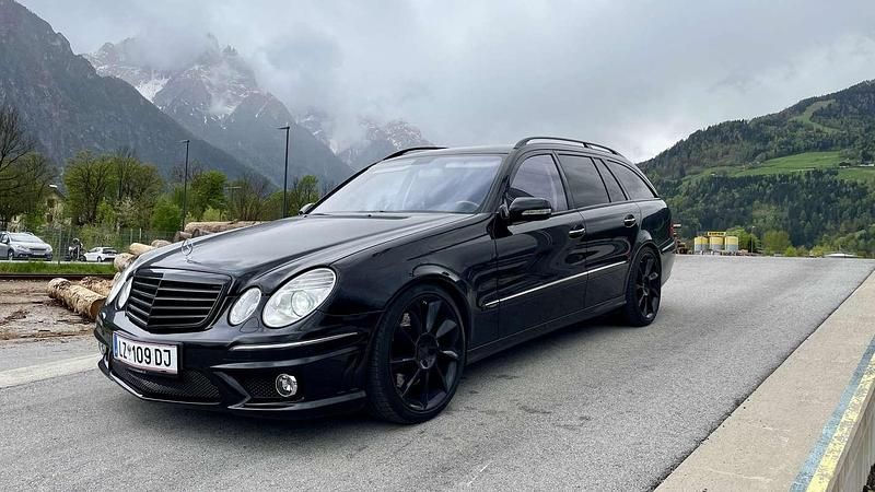Gebraucht Mercedes E500 Avantgarde 387 PS (284 kW) 2006 Schwarz Kombi