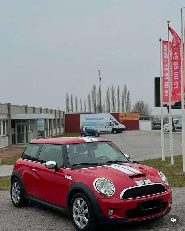 Rot Gebraucht 2008 Mini Cooper S Kleinwagen | € 6.420 (Fairer Preis) - Bild 1/4