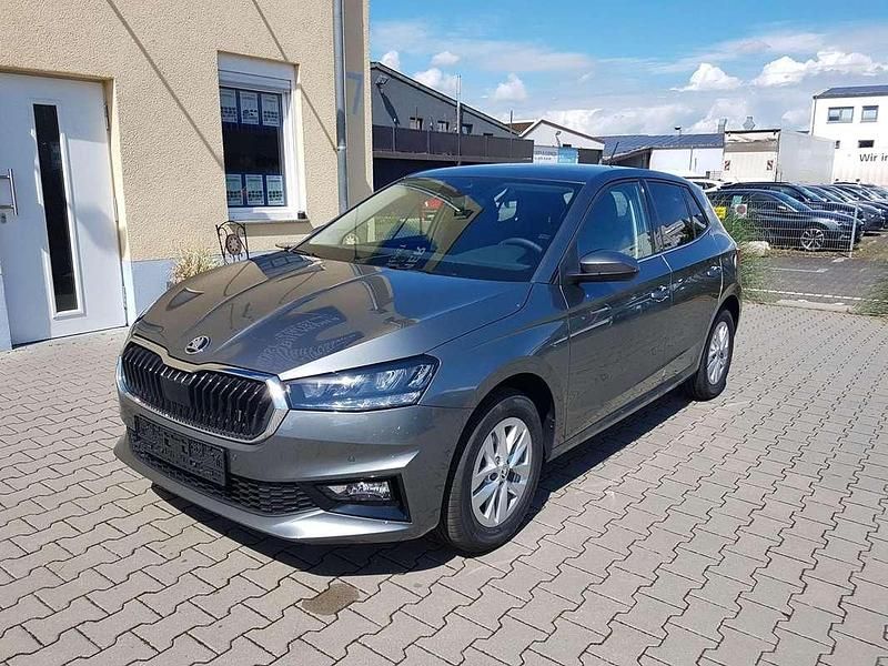 Neu 2025 Skoda Fabia Drive Kleinwagen | € 21.590 (Fairer Preis) - Bild 1/4
