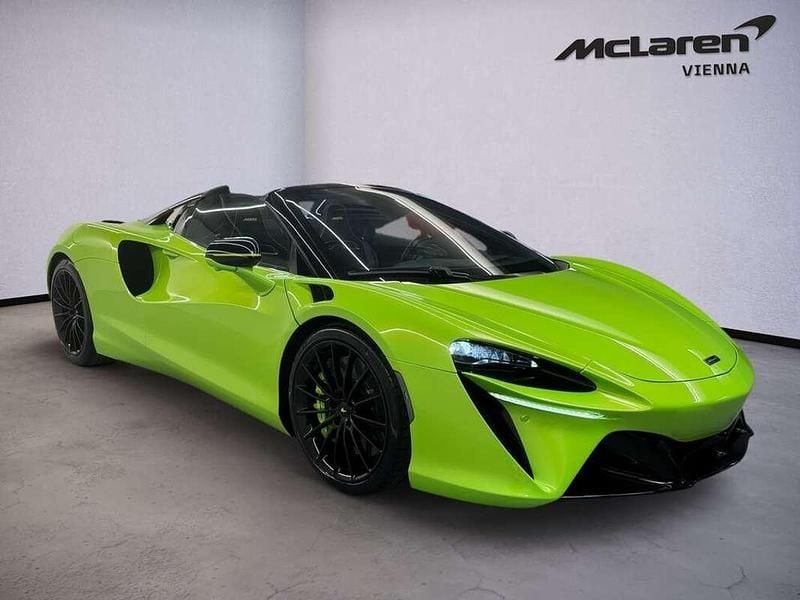 Gebraucht McLaren Artura 700 PS (514 kW) 2025 Grün Coupé