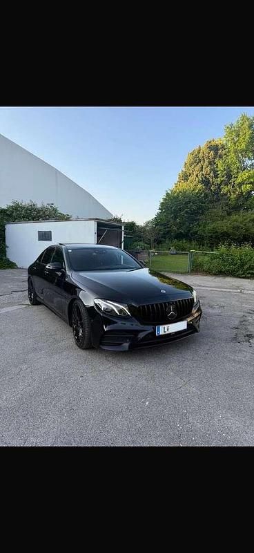 Gebraucht Mercedes E220 Exclusive 194 PS (142 kW) 2016 Limousine