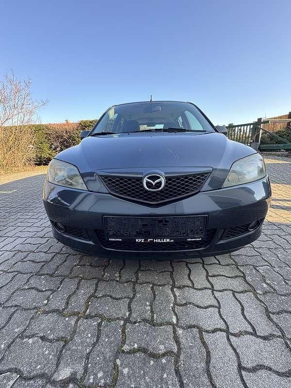 Gebraucht Mazda 2 80 PS (58 kW) 2007 Blau Kleinwagen