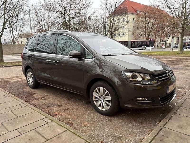 Gebraucht VW Sharan Highline 150 PS (110 kW) 2016 Van / Kleinbus
