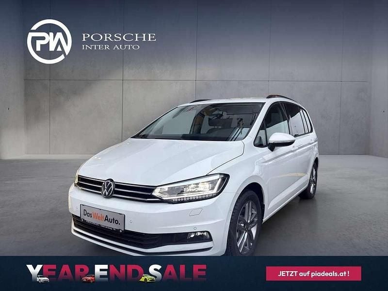 Gebraucht VW Touran 150 PS (110 kW) 2025 Weiss normal Van / Kleinbus
