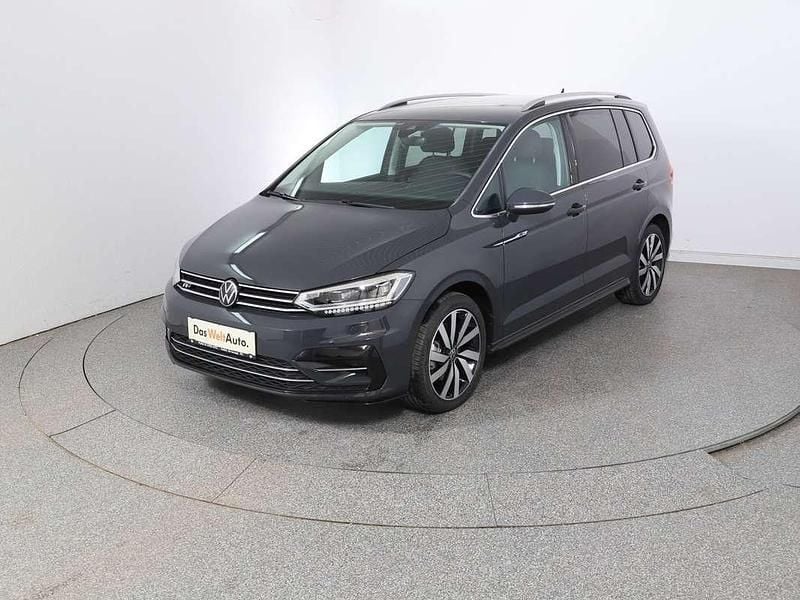 Gebraucht VW Touran R-line 150 PS (110 kW) 2024 Mittelgrau  normal Van / Kleinbus