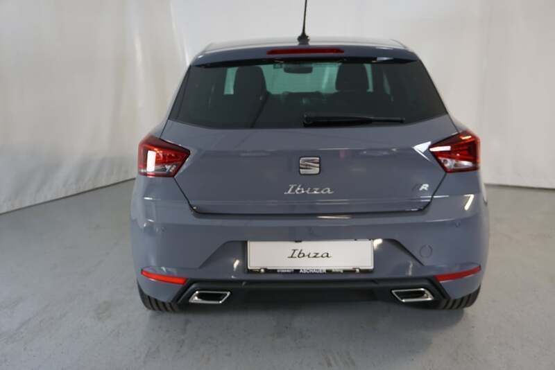 Neu Seat Ibiza FR 95 PS (69 kW) 2025 Hellgrau  normal