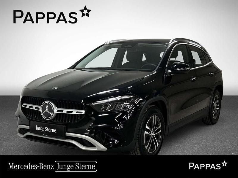 Schwarz Gebraucht 2024 Mercedes GLA180 Edition SUV | € 35.750 (Superpreis) - Bild 1/2