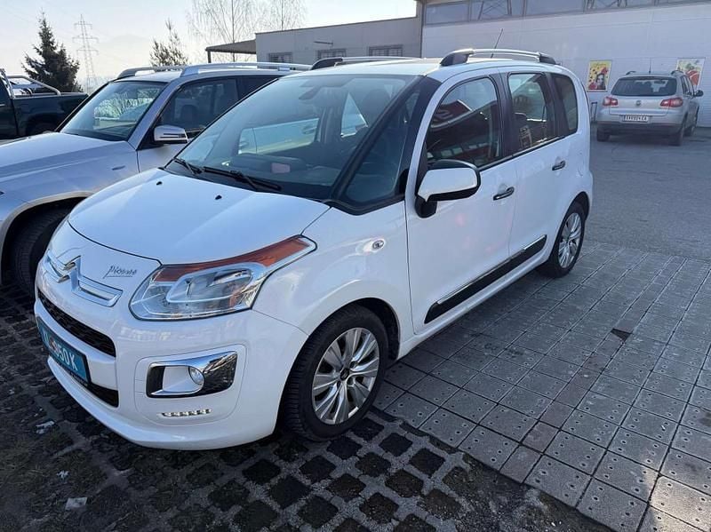 Weiß Gebraucht 2015 Citroën C3 Van / Kleinbus | € 7.990 (Superpreis) - Bild 1/4