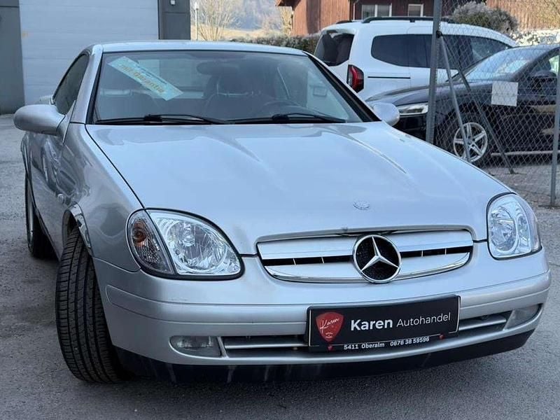Gebraucht Mercedes CLK200 136 PS (100 kW) 1998 Silber Cabrio
