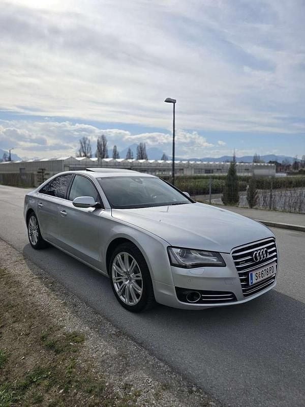 Silber Gebraucht 2010 Audi A8 Limousine | € 15.800 - Bild 1/4