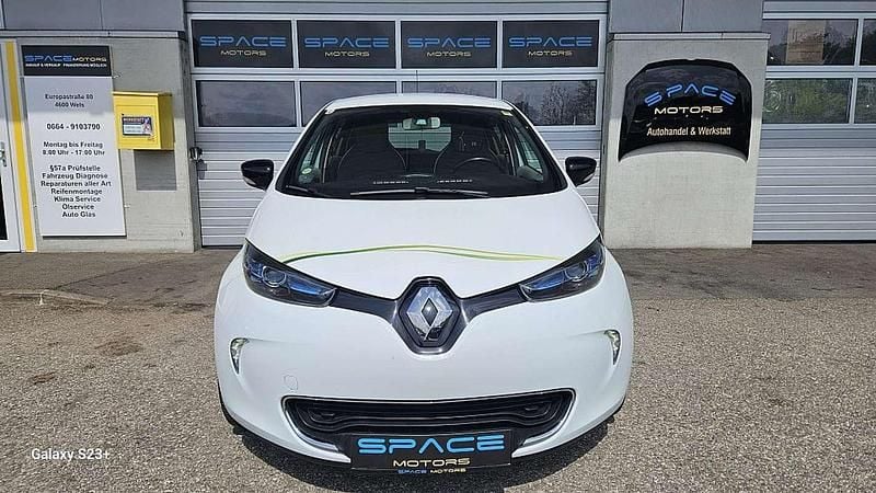 Gebraucht Renault Zoe 64 kW (88 PS) 2016 Weiß Kleinwagen